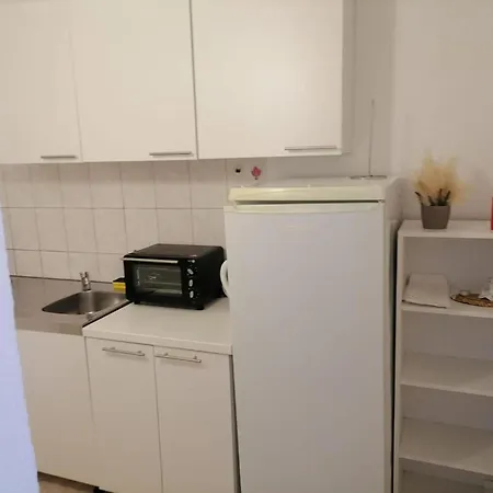 Libertas - With Balcony And Sea View - 8 Apartman *